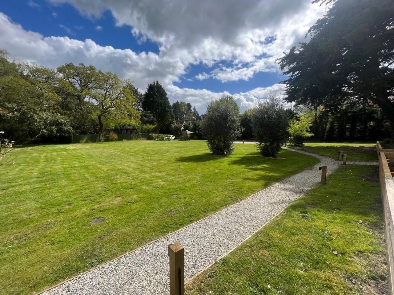 Little Paddock Villa Ringwood Exterior photo